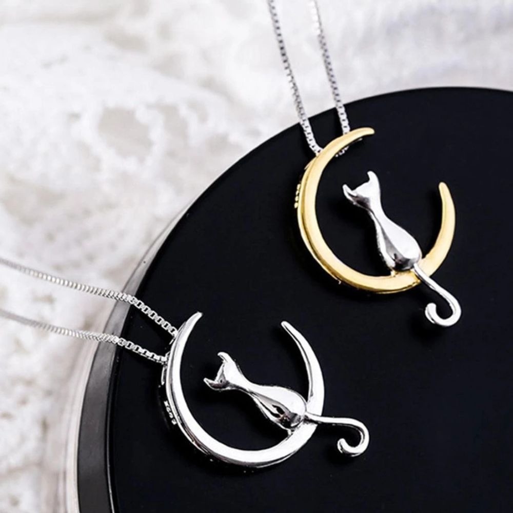 Cute Necklace Set - Cat on the Moon