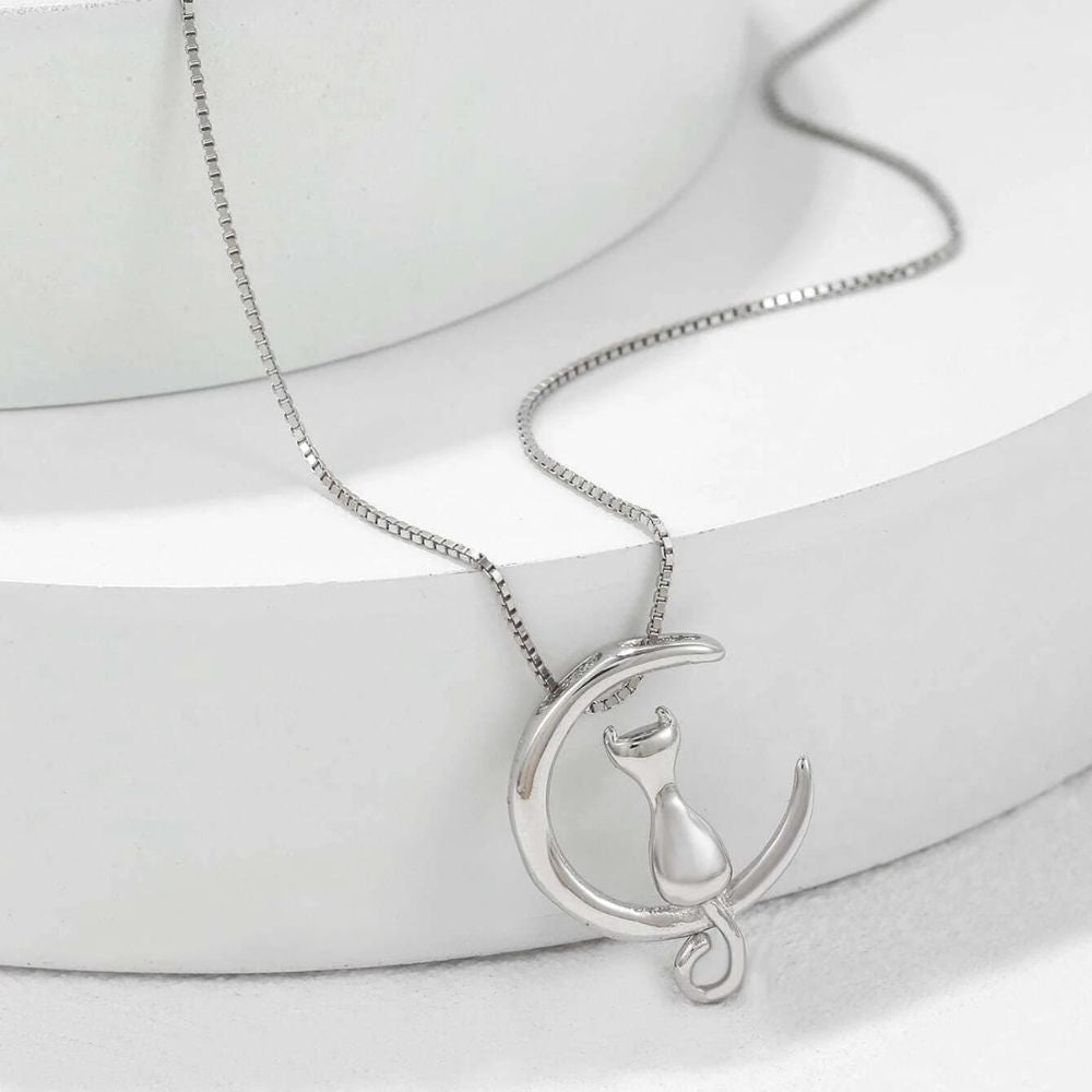 Cute Necklace Set - Cat on the Moon